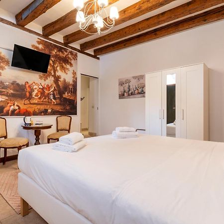 Residenza Centopietre - Dorsoduro By Wonderful Italy Venise Extérieur photo