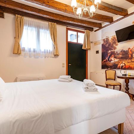 Residenza Centopietre - Dorsoduro By Wonderful Italy Venise Extérieur photo