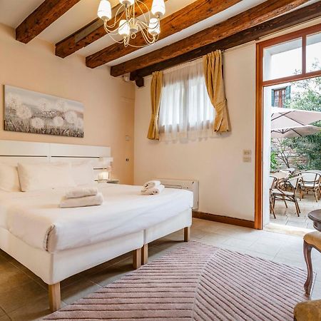 Residenza Centopietre - Dorsoduro By Wonderful Italy Venise Extérieur photo