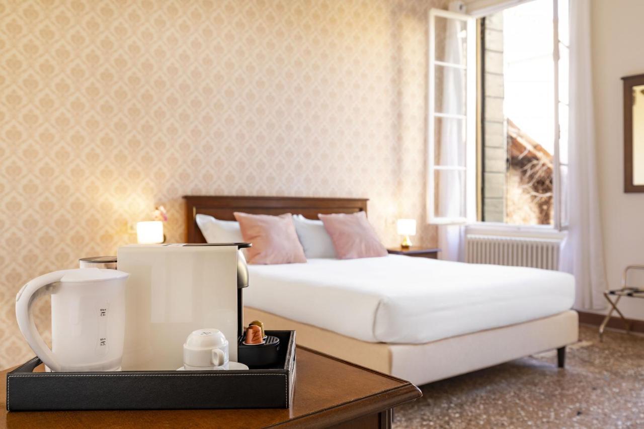 Residenza Centopietre - Dorsoduro By Wonderful Italy Venise Extérieur photo