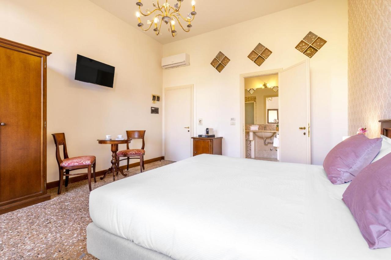 Residenza Centopietre - Dorsoduro By Wonderful Italy Venise Extérieur photo