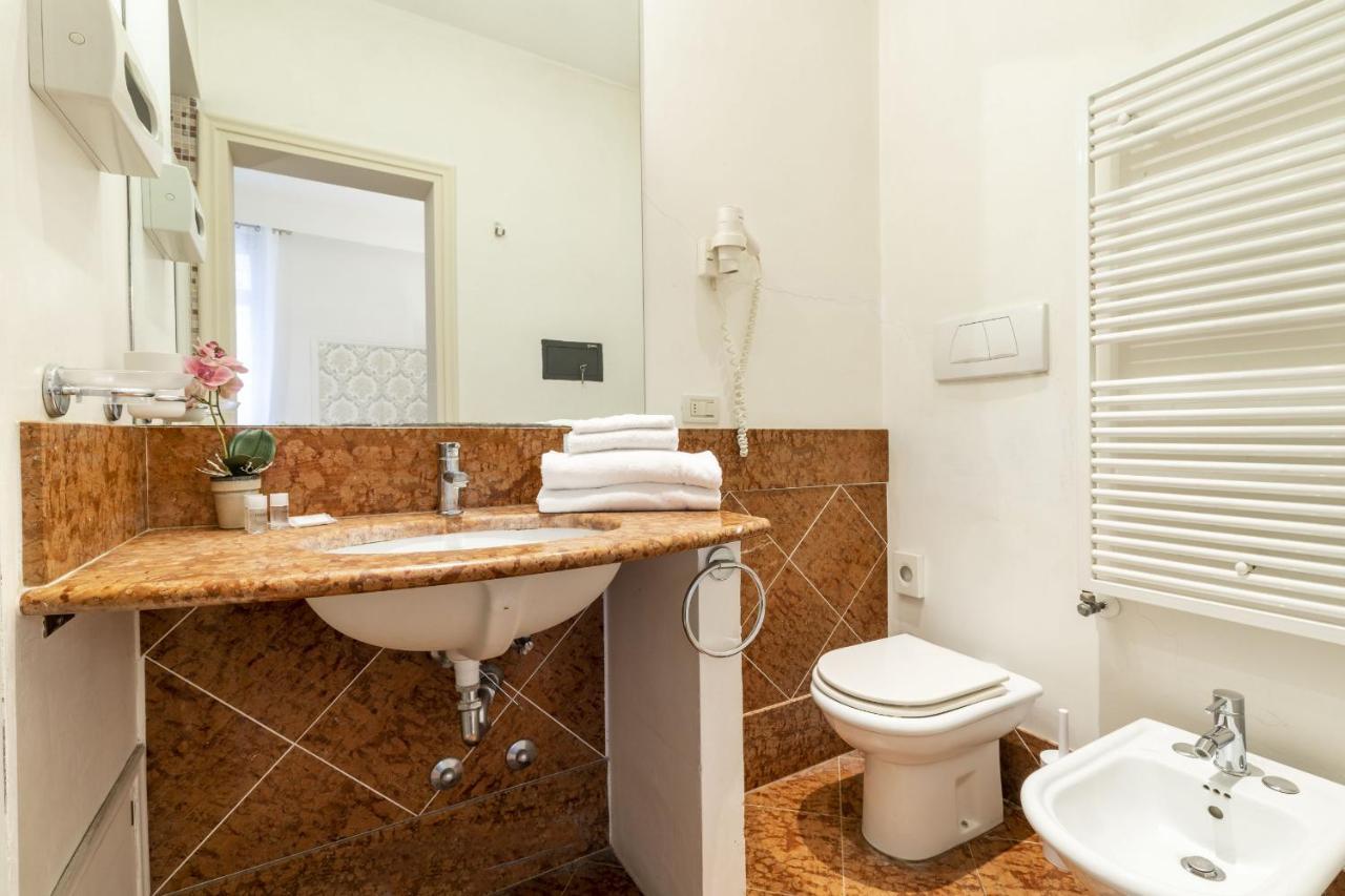 Residenza Centopietre - Dorsoduro By Wonderful Italy Venise Extérieur photo