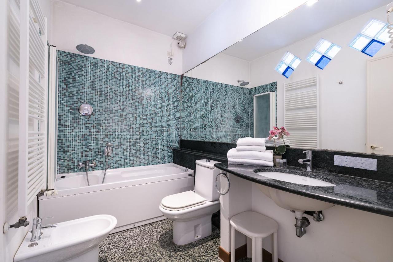 Residenza Centopietre - Dorsoduro By Wonderful Italy Venise Extérieur photo