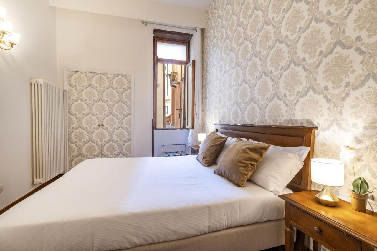 Residenza Centopietre - Dorsoduro By Wonderful Italy Venise Extérieur photo