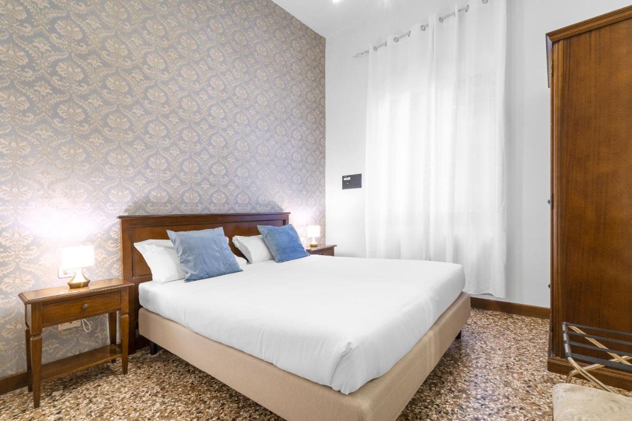 Residenza Centopietre - Dorsoduro By Wonderful Italy Venise Extérieur photo