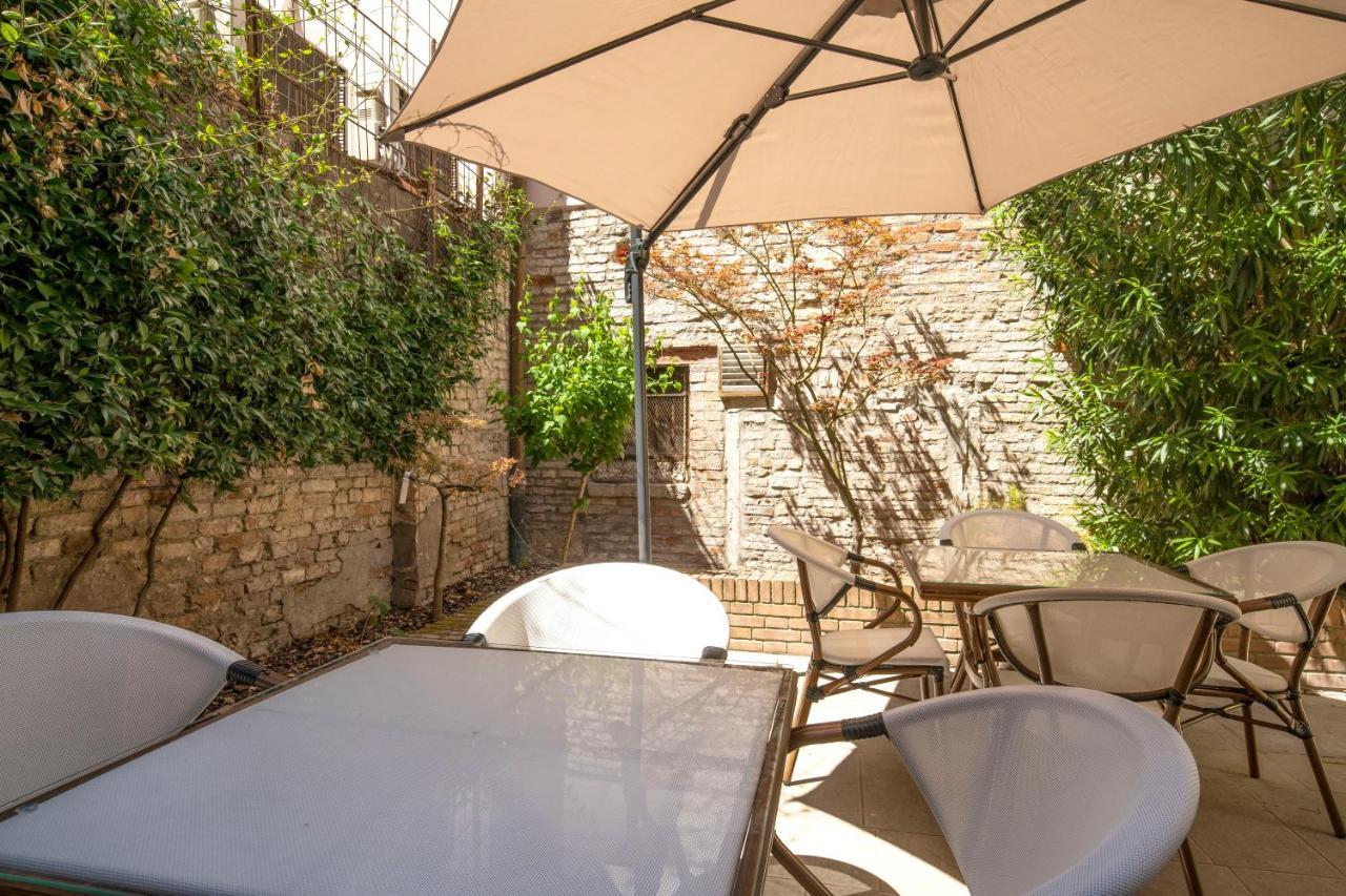 Residenza Centopietre - Dorsoduro By Wonderful Italy Venise Extérieur photo